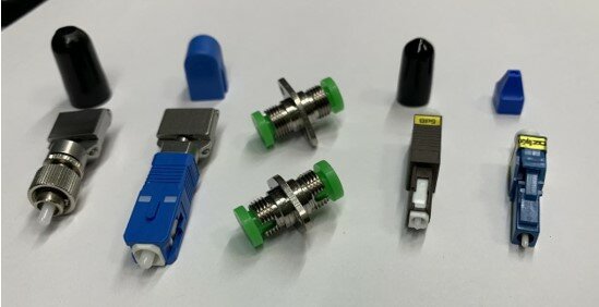Рисунок 10 – Коннекторы, розетки и аттенюаторы от OZ Optics.jpg