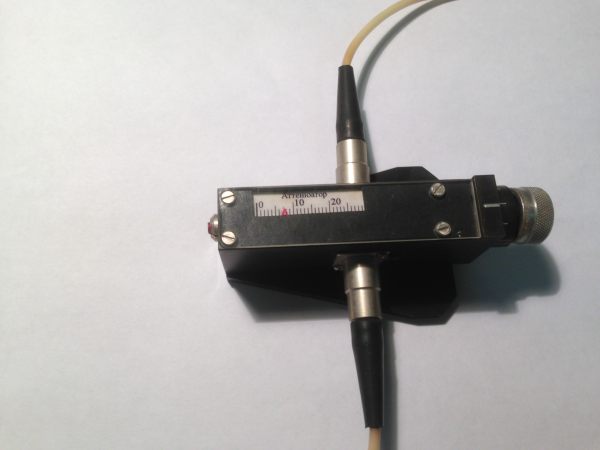 Волоконно-оптический аттенюатор российского производства с ручным управлением Волоконно-оптический аттенюатор российского производства с ручным управлением