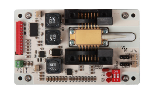 Драйвер для лазерных диодов типа "бабочка"