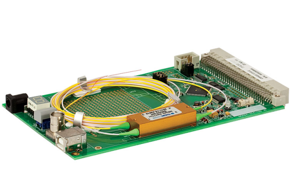 MEMS переключатель OSW22-1310E на плате