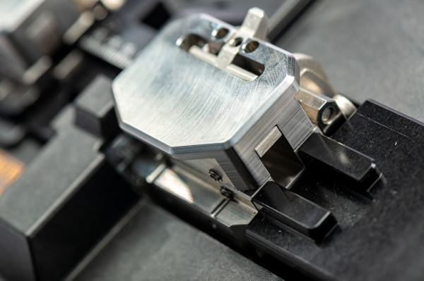 Скалыватель оптического волокна CT115