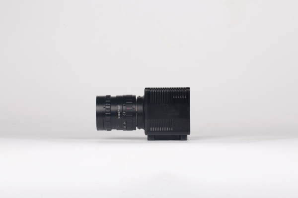 SWIR-камера с линейной матрицей SL512