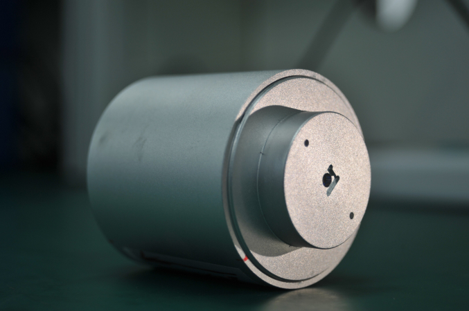 Изолятор с выводом в свободное пространство, PM/не PM, 1064 нм, 2-30 Вт