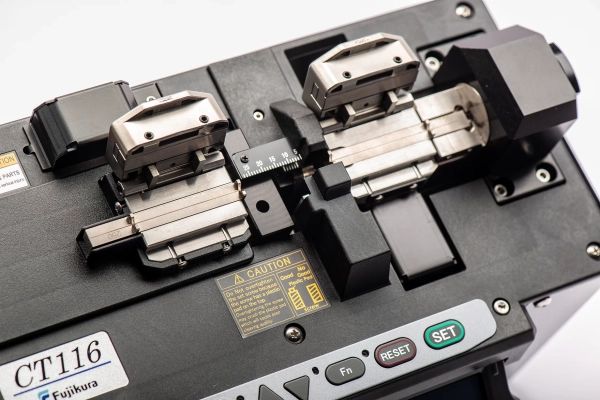 Скалыватель оптического волокна CT116