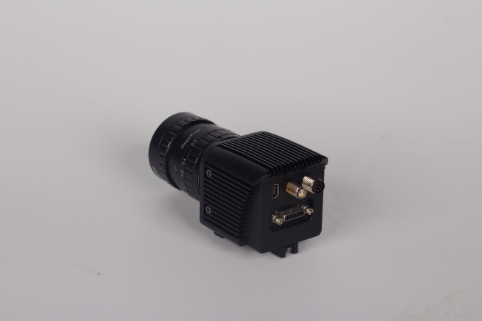 Широкополосная камера ближнего инфракрасного диапазона S1128