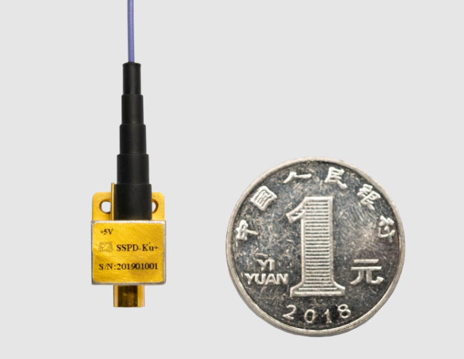 Миниатюрный высокоскоростной фотоприёмник