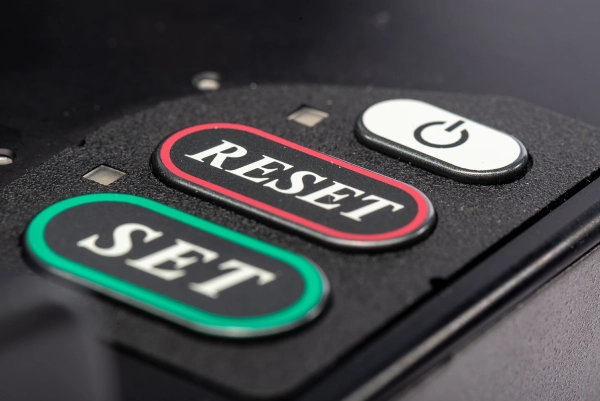 PCS-100 - стриппер для снятия оболочки волокна