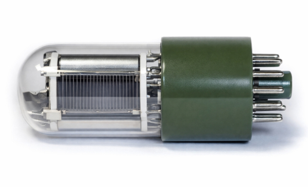 Фотоумножающая трубка N1013B