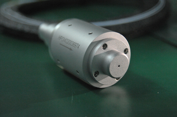 Изолятор с выводом в свободное пространство, PM/не PM, 1064 нм, 20 Вт