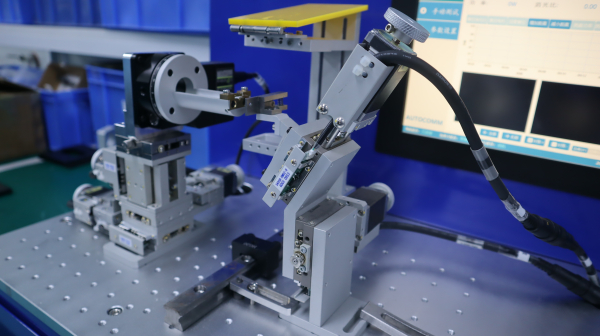 Станция для изготовления волоконных компонентов методом стыковки