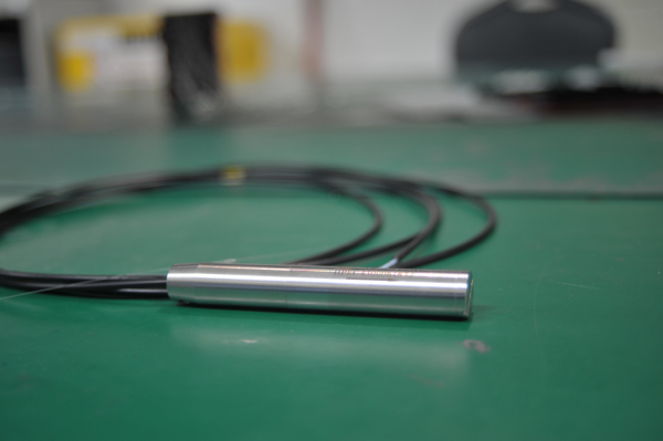 Изолятор-коллиматор с расширением пучка, PM/не PM, 1064 нм, 200 Вт